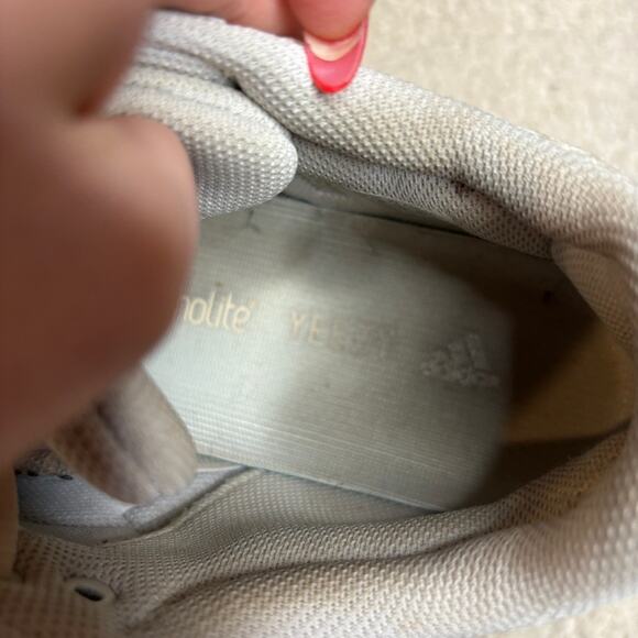 Adidas Yeezy Boost 700 in Salt - Picture 9 of 9